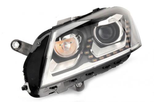 Predné svetlo XENON D3S+LED s natáčaním do zákruty, s adaptívnym sklonom sklonom a denným svietením