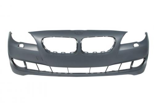 Predný nárazník s otvormi pre ostrekovače svetiel - BMW F10 (12.09-07.13)