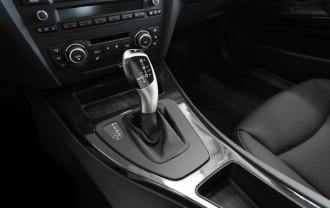 Páka automatickej prevodovky BMW - joystick design