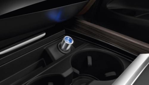 Kompaktné svietidlo nabíjateľné BMW LED