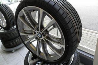 BMW kompletná letná sada diskov "20" s pneumatikami Dunlop