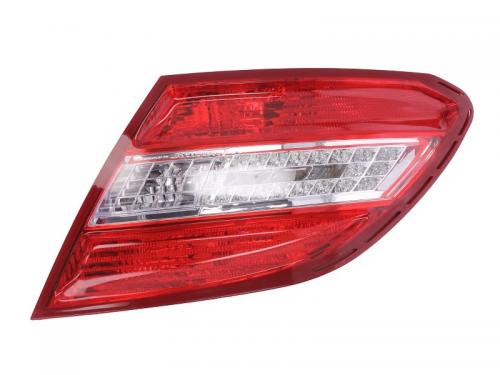 Zadné LED svetlo (4dv Sportpacket) - Mercedes Benz W204 (1/2007-) Pravé