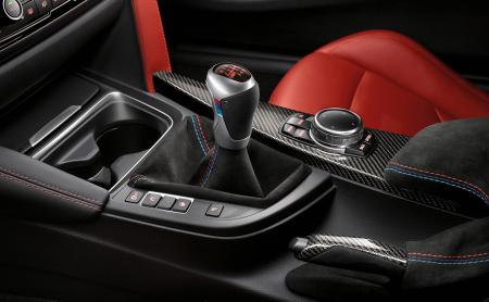 Súprava interiéru M Perfomance manuálna prevodovka - BMW F87 M2