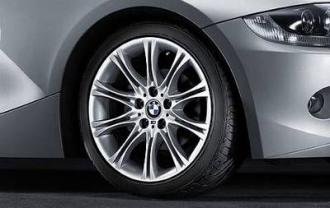 BMW kompletná letná sada diskov "18" s pneumatikami
