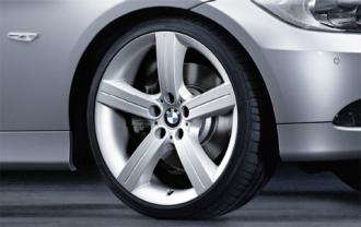 BMW kompletná letná sada diskov "19" s pneumatikami