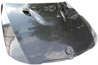 Karbónová kapota BMW 3 E90, E91