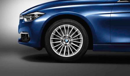 BMW kompletná letná sada diskov "17" s pneumatikami Dunlop