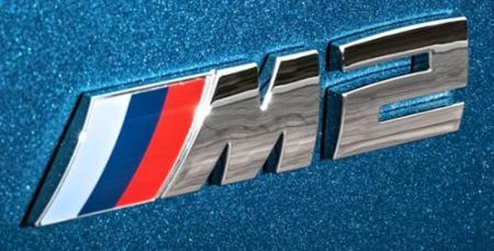 BMW F87 M2 nápis originál