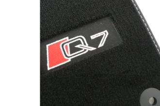 Velúrové koberčeky Audi Q7 - logo Q7 Sport