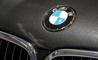 BMW emblém znak predný originál
