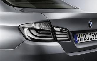 Zadné svetlá White Line sedan