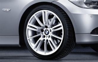 BMW kompletná letná sada diskov "18" s pneumatikami