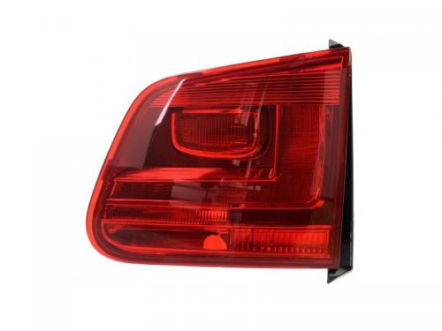 Zadné svetlo, vnútorné, komplet, Hella - VW Tiguan (7/2011-) Pravé